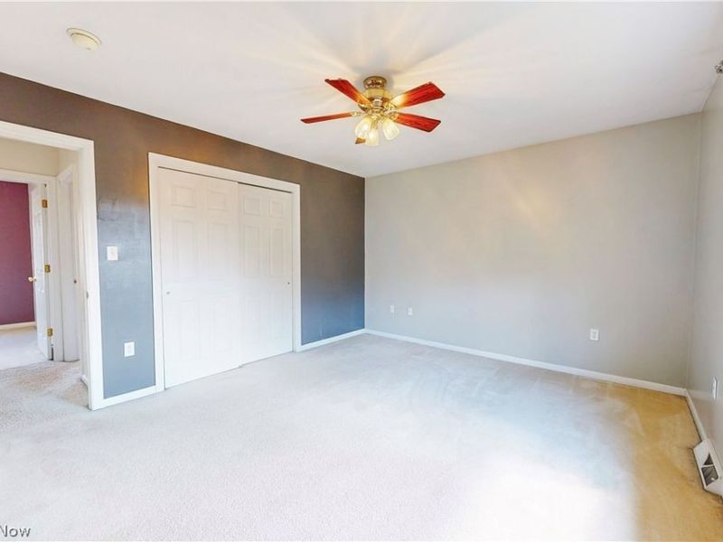 3233 Saint Charles Drive, Steubenville, OH 43952 Photo 12