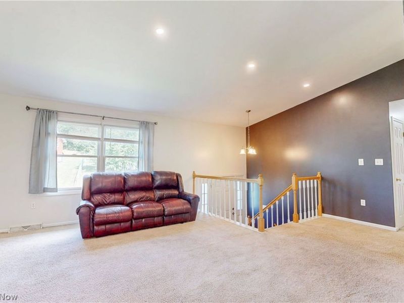 3233 Saint Charles Drive, Steubenville, OH 43952 Photo 23