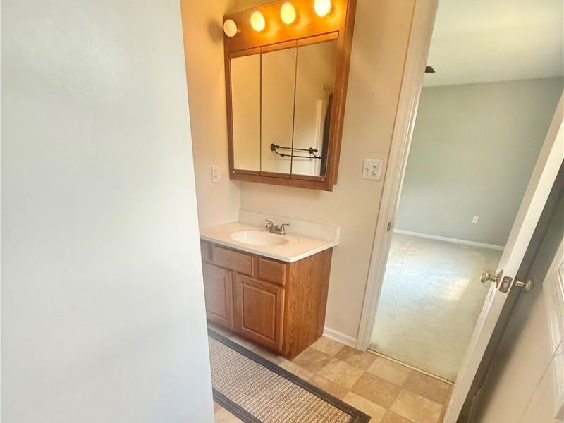 3233 Saint Charles Drive, Steubenville, OH 43952 Photo 30