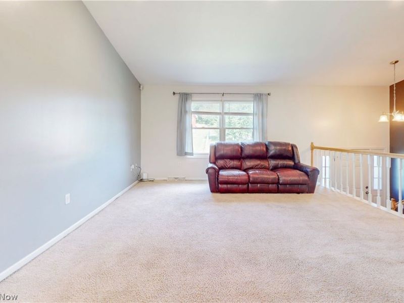 3233 Saint Charles Drive, Steubenville, OH 43952 Photo 32