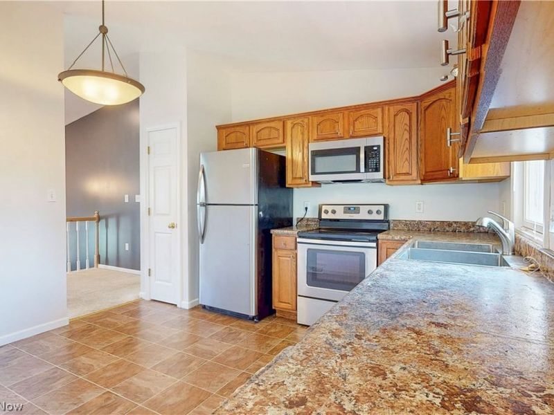 3233 Saint Charles Drive, Steubenville, OH 43952 Photo 35