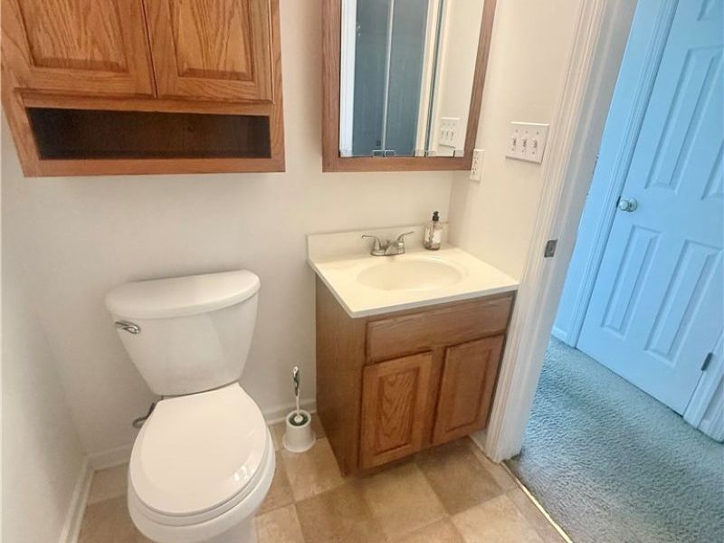 3233 Saint Charles Drive, Steubenville, OH 43952 Photo 45