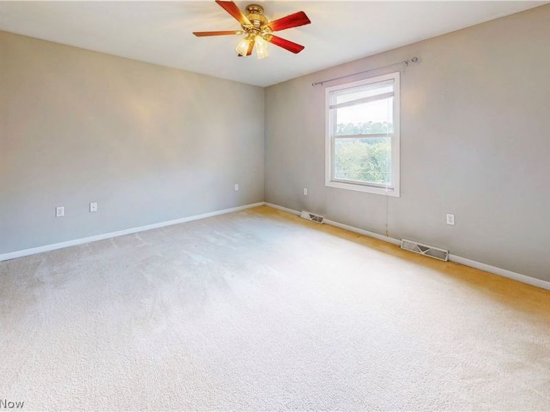 3233 Saint Charles Drive, Steubenville, OH 43952 Photo 48
