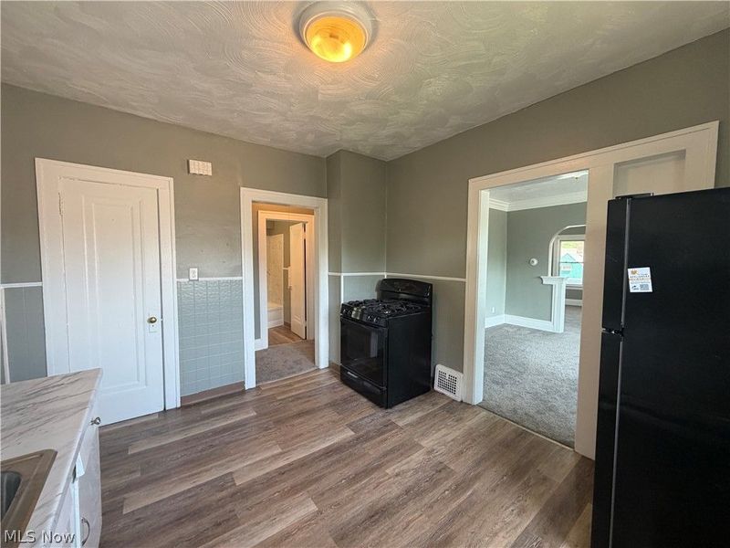 3360 E 146th Street, Cleveland, OH 44120 Photo 16
