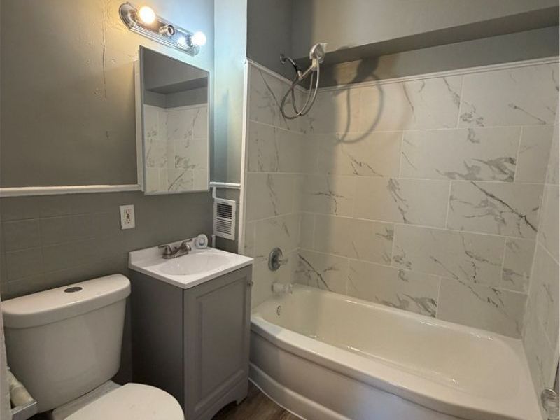 3360 E 146th Street, Cleveland, OH 44120 Photo 20