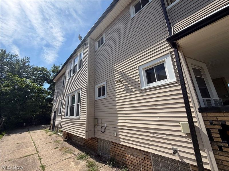 3360 E 146th Street, Cleveland, OH 44120 Photo 4