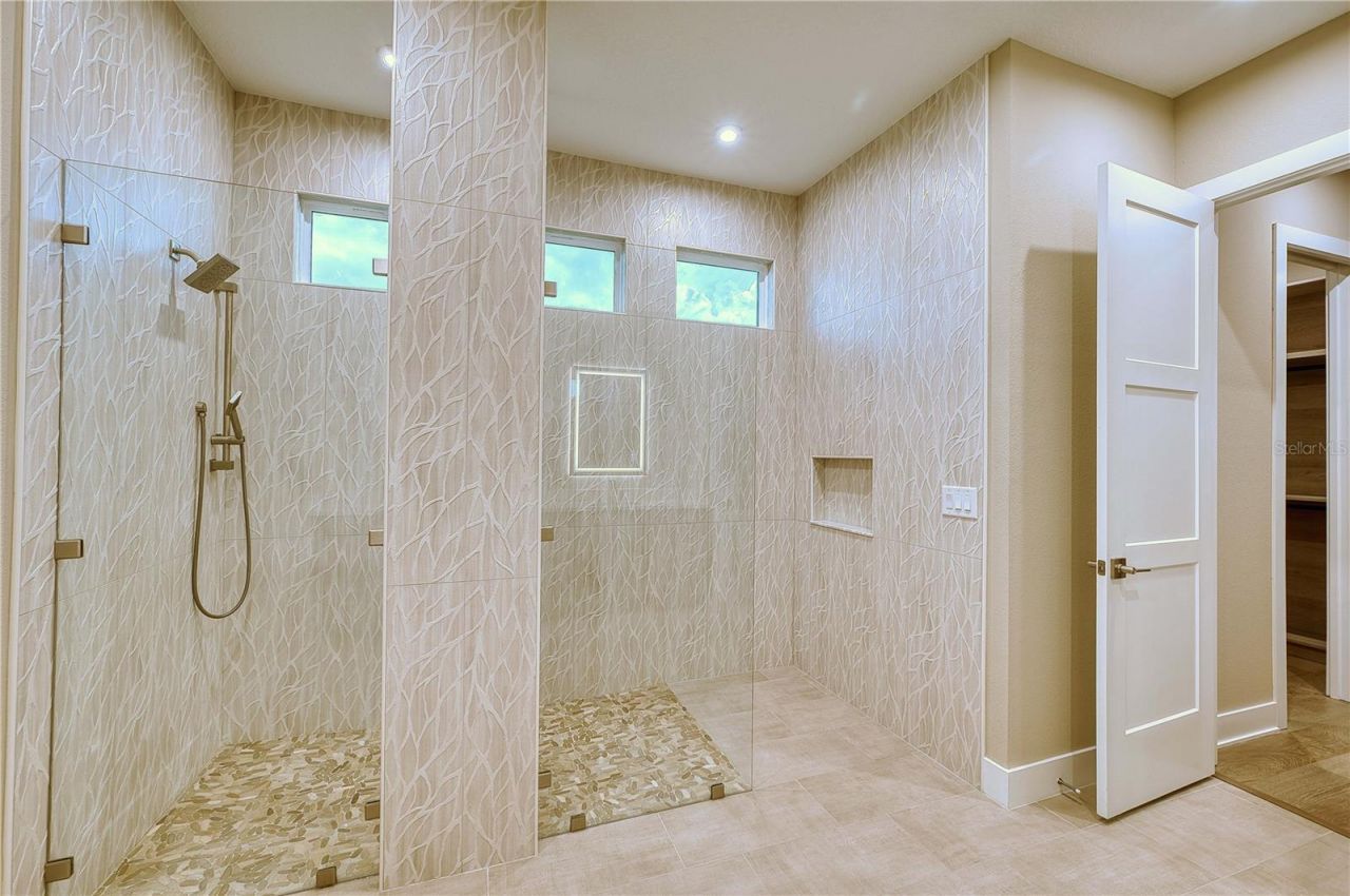 4584 Cedron Court, Sarasota, FL 34240 Photo