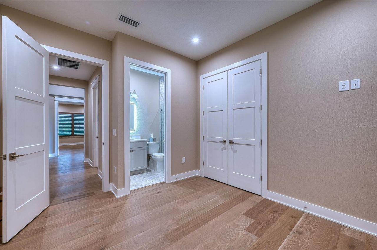 4584 Cedron Court, Sarasota, FL 34240 Photo
