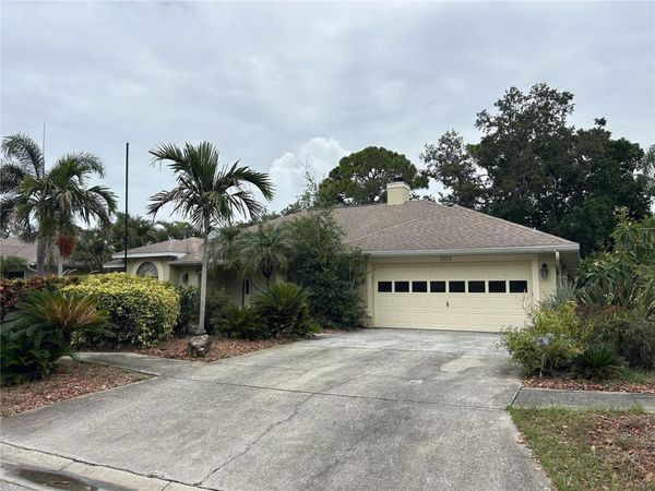 1612 GULF BEACH BOULEVARD , TARPON SPRINGS, FL 34689