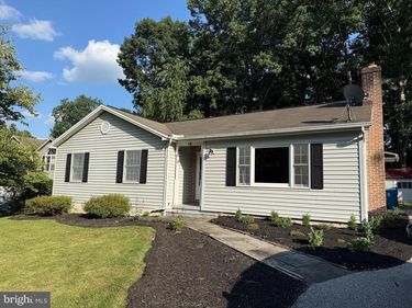 16 HALLECK DRIVE, EAST BERLIN, PA 17316