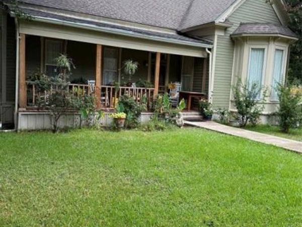300 NW 3rd Street, Hubbard, TX 76648