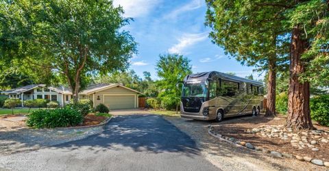 7070 Robin Hood Way, Granite Bay, CA 95746 Photo