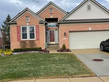 11293 Pinehurst Road, Plymouth Twp, MI 48170