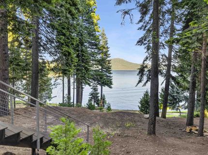 664 Peninsula Drive, Lake Almanor, CA 96137 Photo