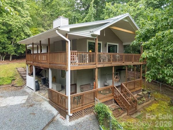 108 Easy Street , Cedar Mountain, NC 28718