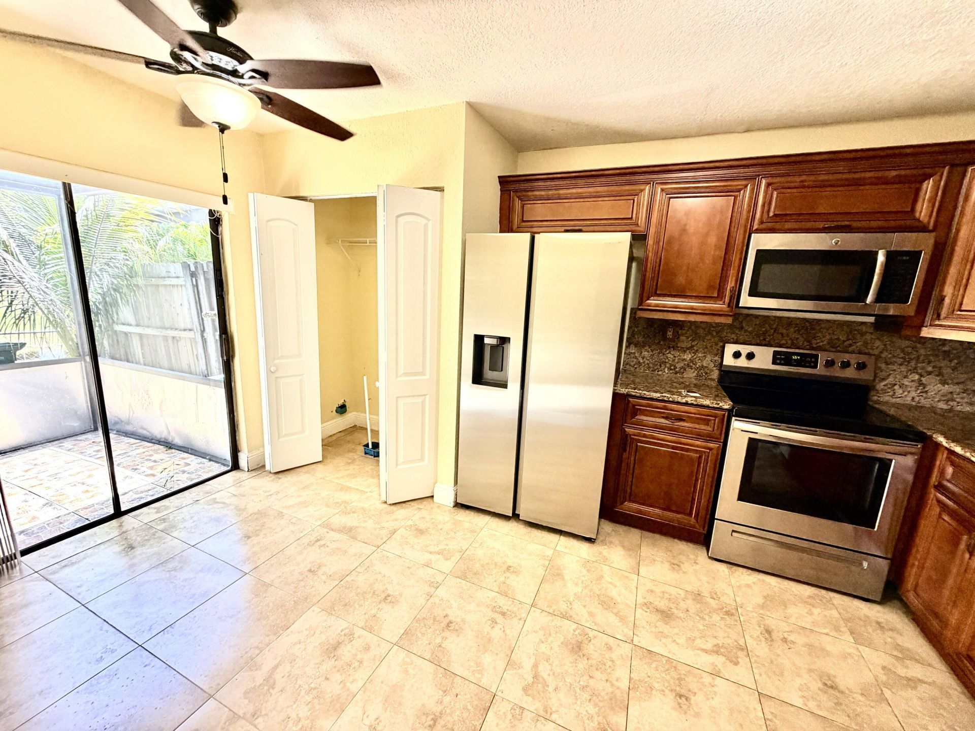 6020 NW 3rd Street, Unit 6020, Margate, FL 33063 Photo
