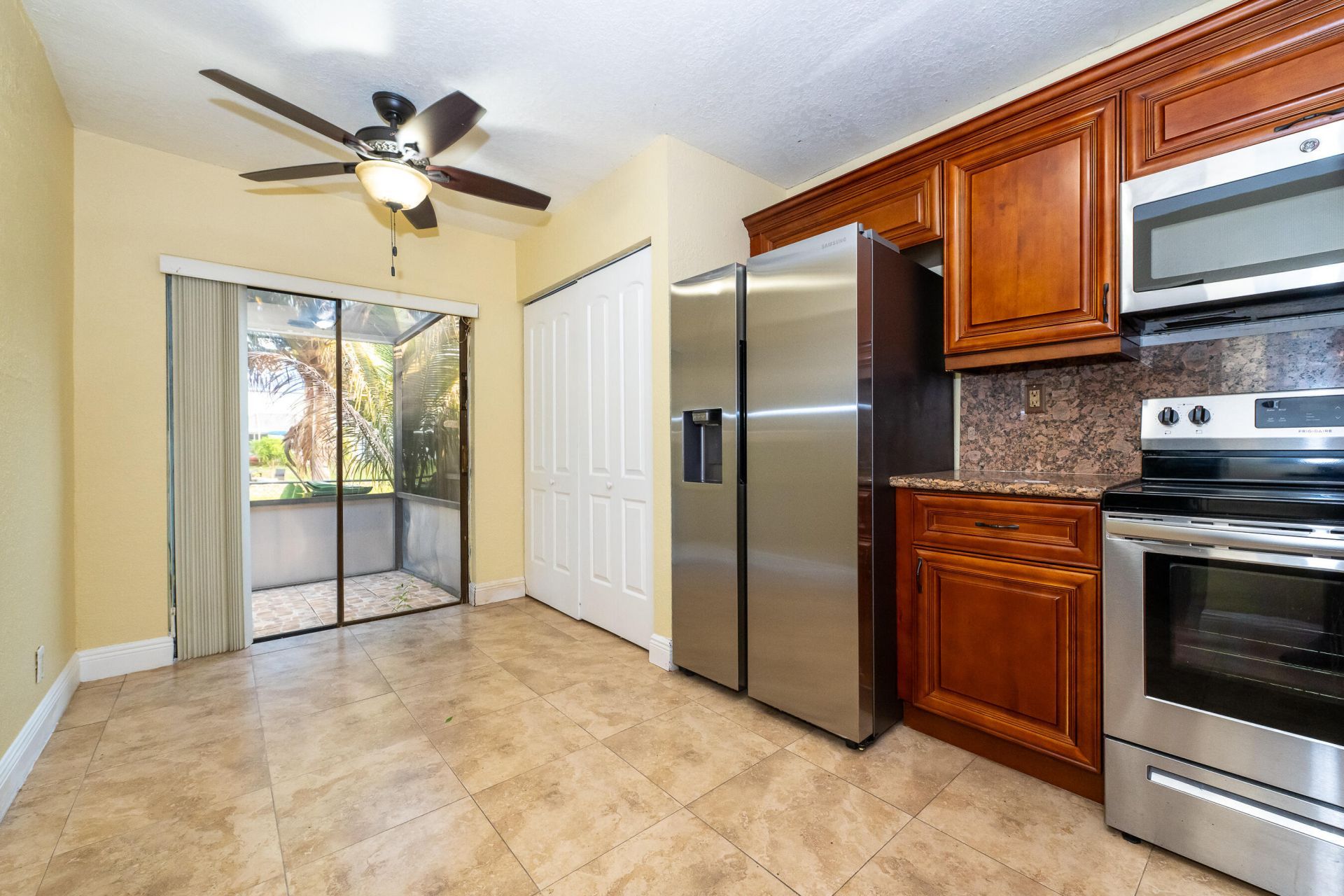 6020 NW 3rd Street, Unit 6020, Margate, FL 33063 Photo