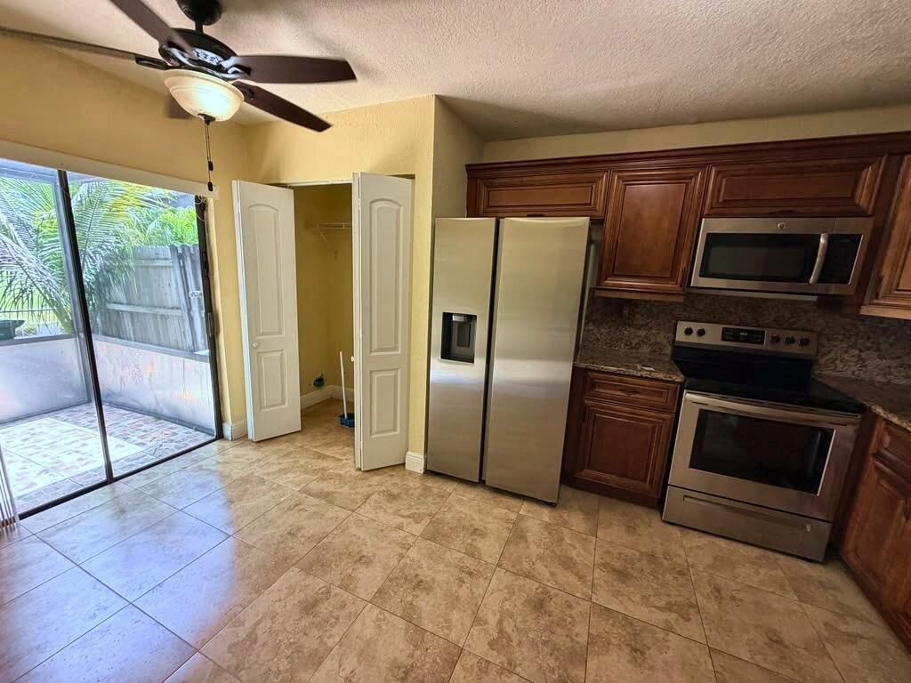 6020 NW 3rd Street, Unit 6020, Margate, FL 33063 Photo