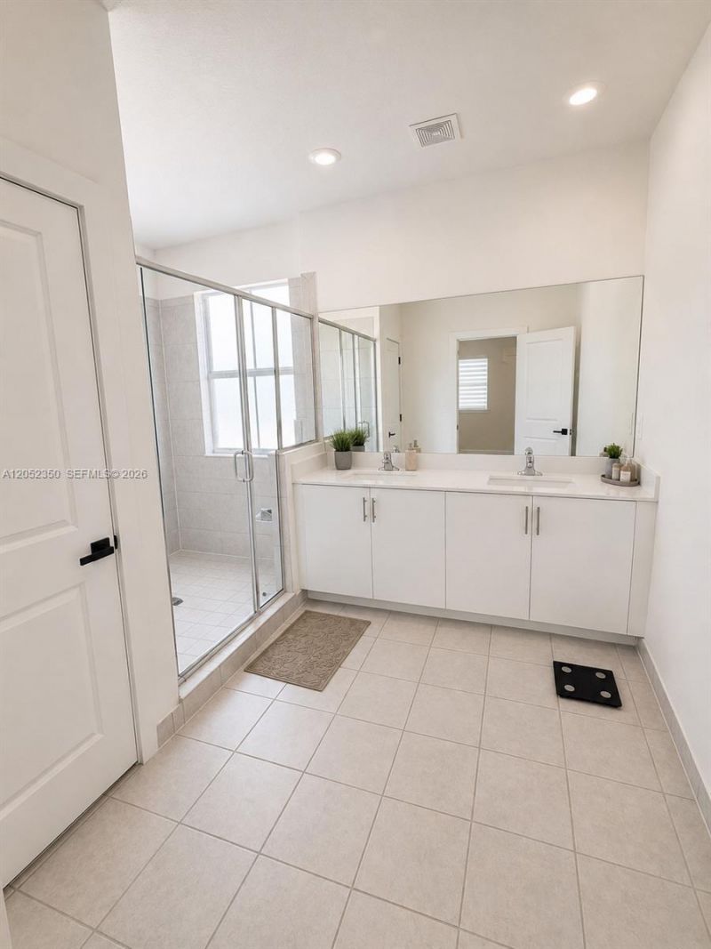 12753 SW 213th Ter , Miami, FL 33177 Photo