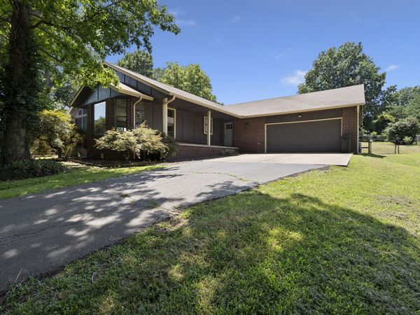 1438 Melody Lane, Grove, OK 74344