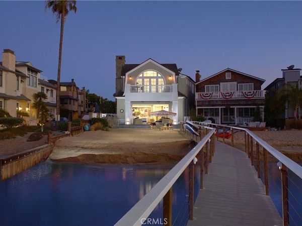 1324 E Balboa Boulevard, Newport Beach, CA 92661