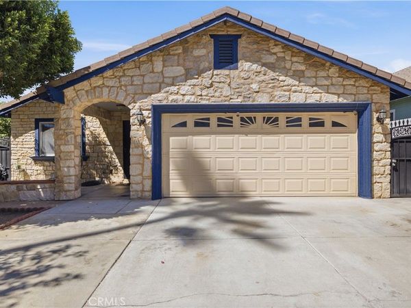 2851 Pleasant St, Riverside, CA 92507