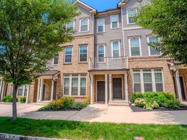 1018 Station Rd, Somerville, NJ 08876