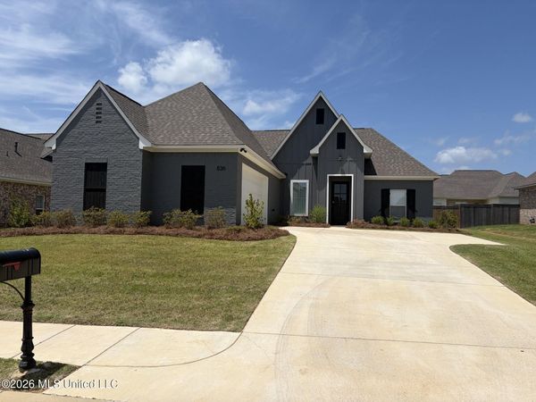 836 Glenwild Circle, Canton, MS 39046