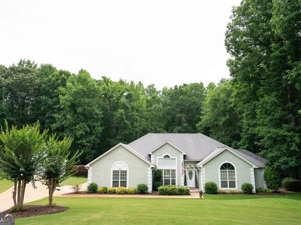 122 Colonial Court, Lagrange, GA 30240