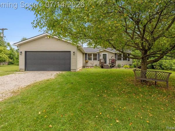 5891 Campbell Corners Drive, Oceola Twp, MI 48855