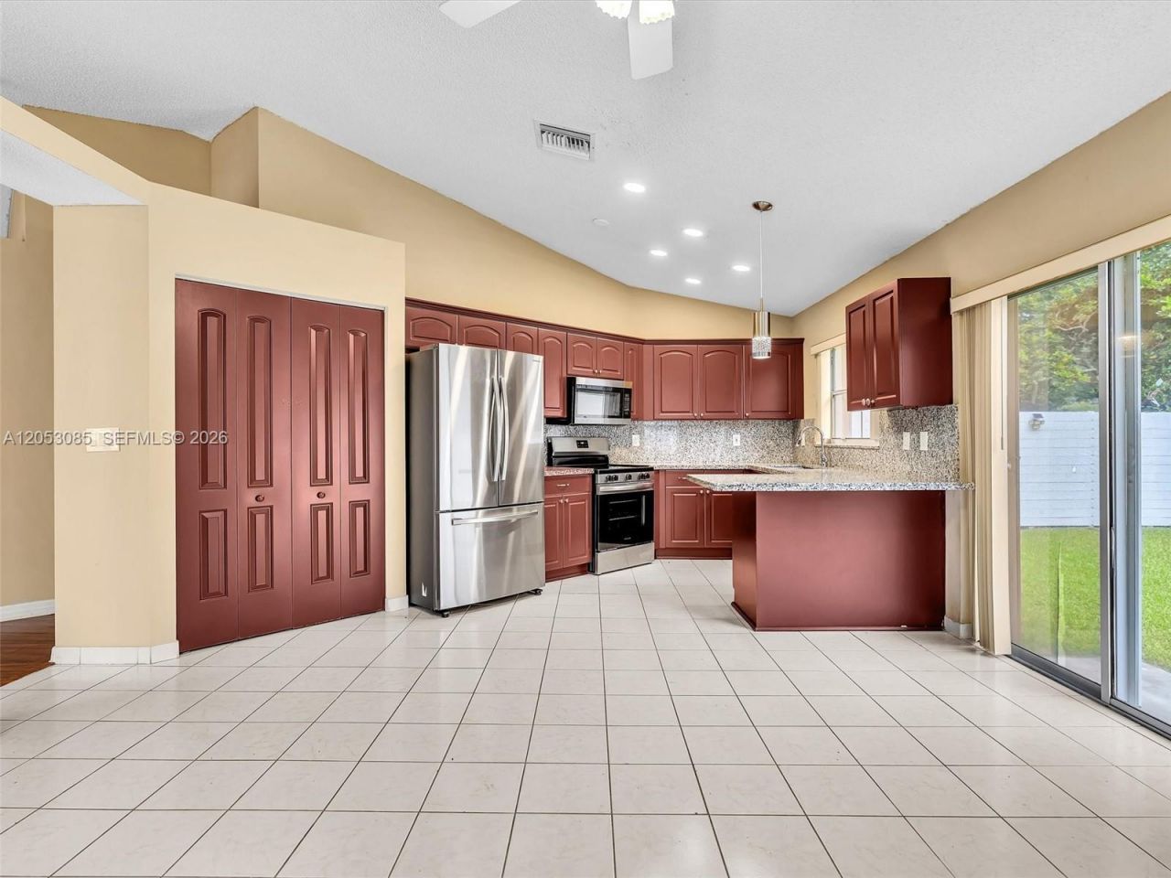 7249 NW 1st Mnr , Plantation, FL 33317 Photo