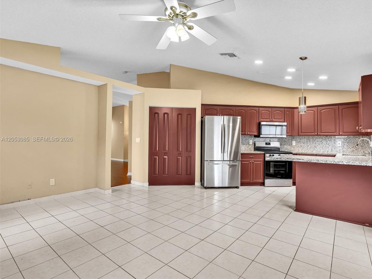 7249 NW 1st Mnr , Plantation, FL 33317 Photo