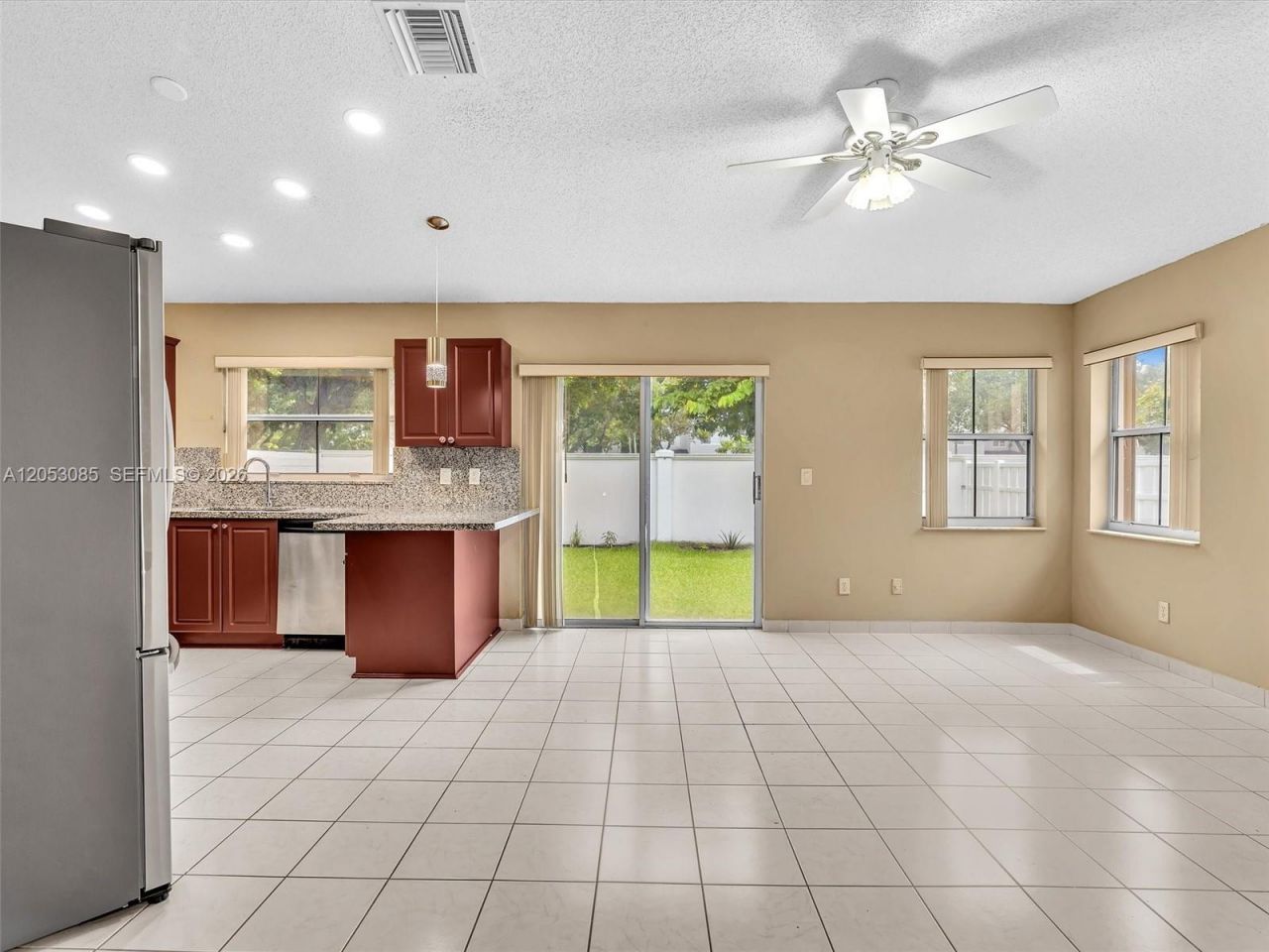 7249 NW 1st Mnr , Plantation, FL 33317 Photo