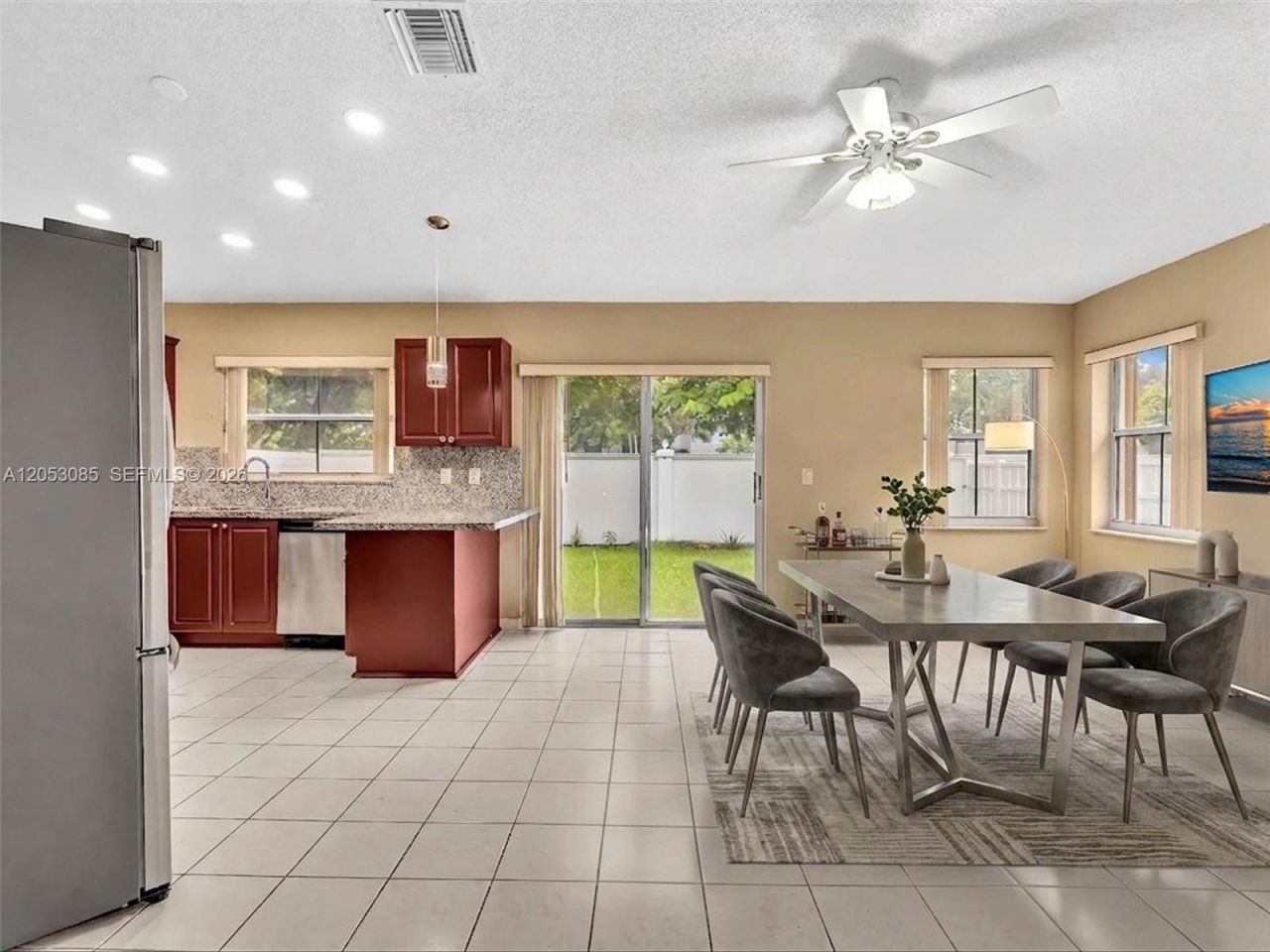 7249 NW 1st Mnr , Plantation, FL 33317 Photo