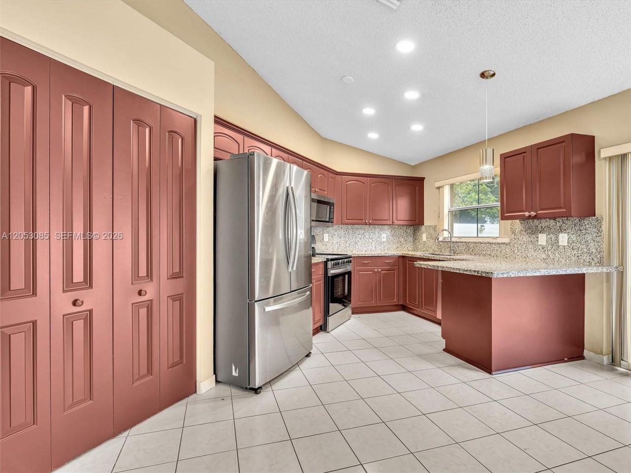 7249 NW 1st Mnr , Plantation, FL 33317 Photo