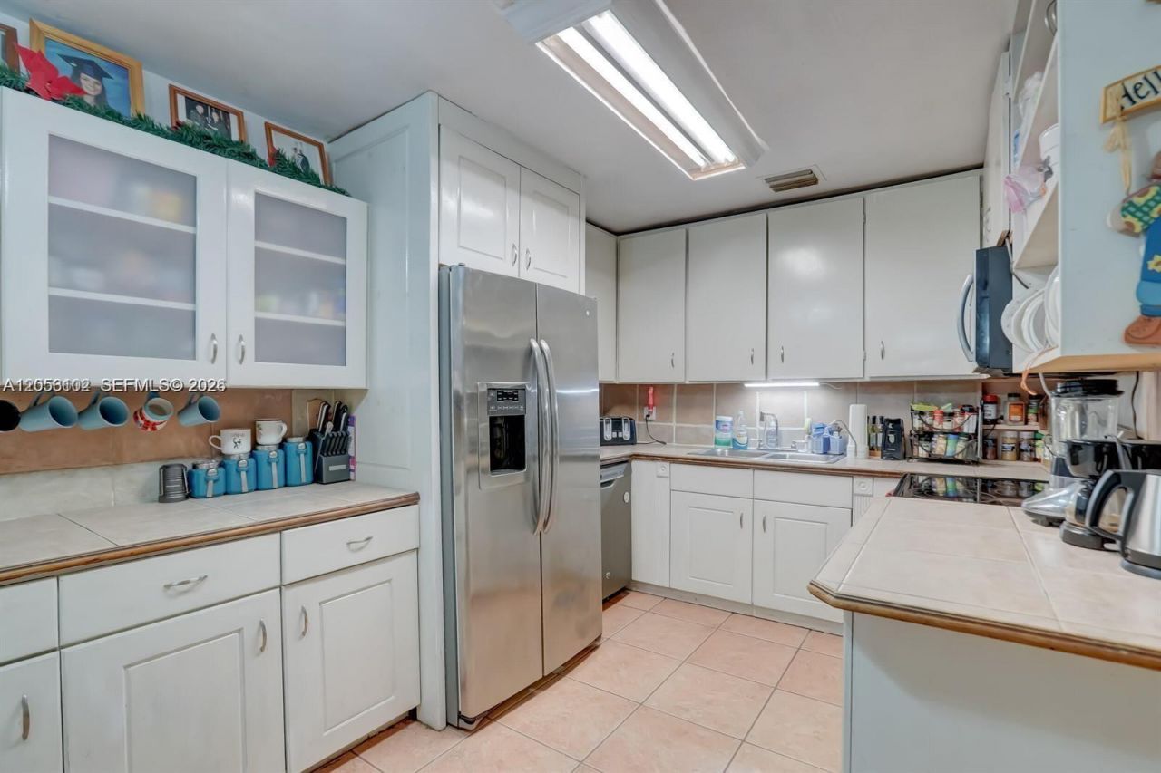 2200 SW 42nd Way , Unit A, Fort Lauderdale, FL 33317 Photo