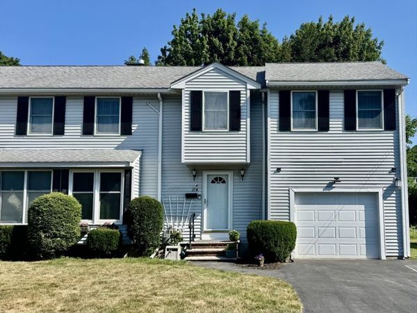 25 Bay State Rd, Unit B, North Andover, MA 01845
