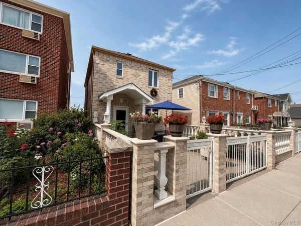 1626 Bayview Avenue , Bronx, NY 10465