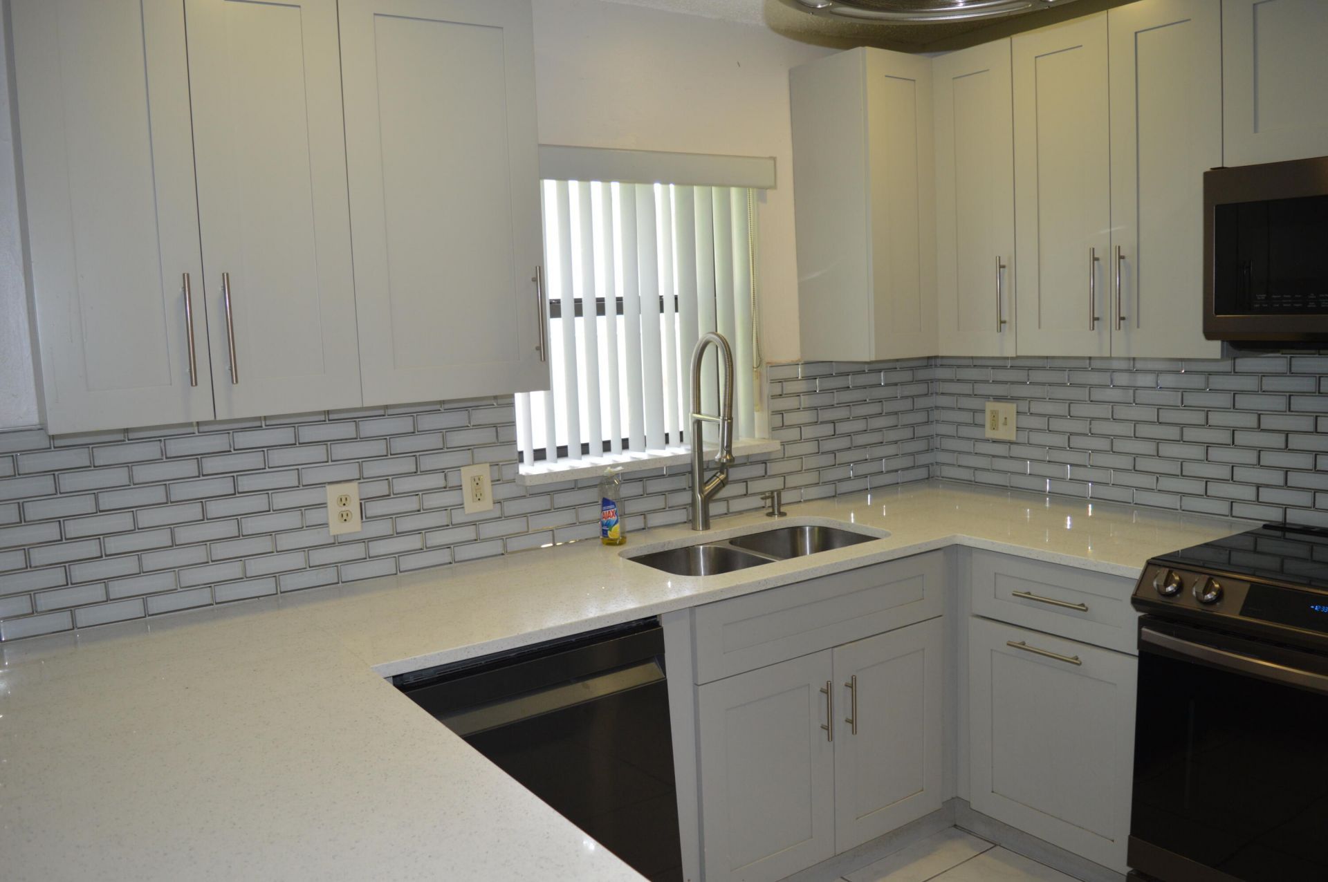 9194 NW 49th Court, Sunrise, FL 33351 Photo