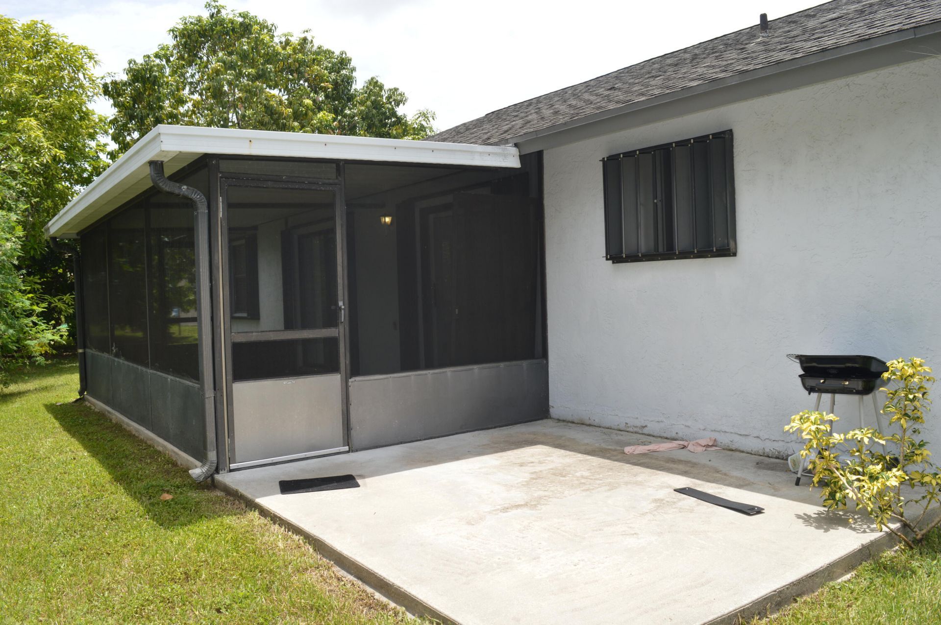 9194 NW 49th Court, Sunrise, FL 33351 Photo