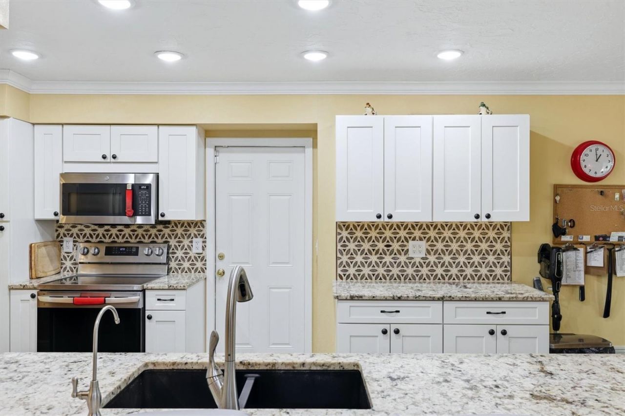 918 Ell Way, Sarasota, FL 34243 Photo