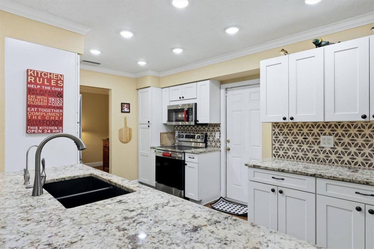 918 Ell Way, Sarasota, FL 34243 Photo