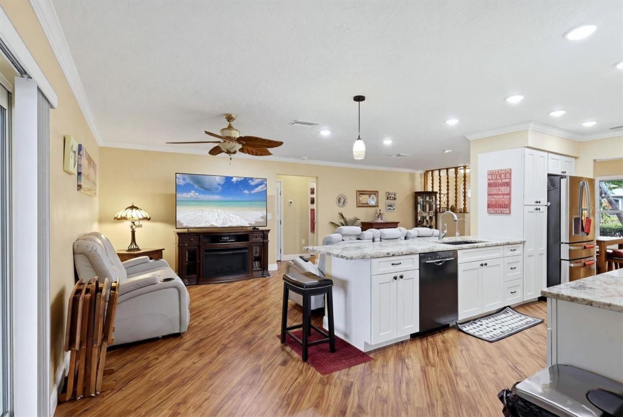 918 Ell Way, Sarasota, FL 34243 Photo