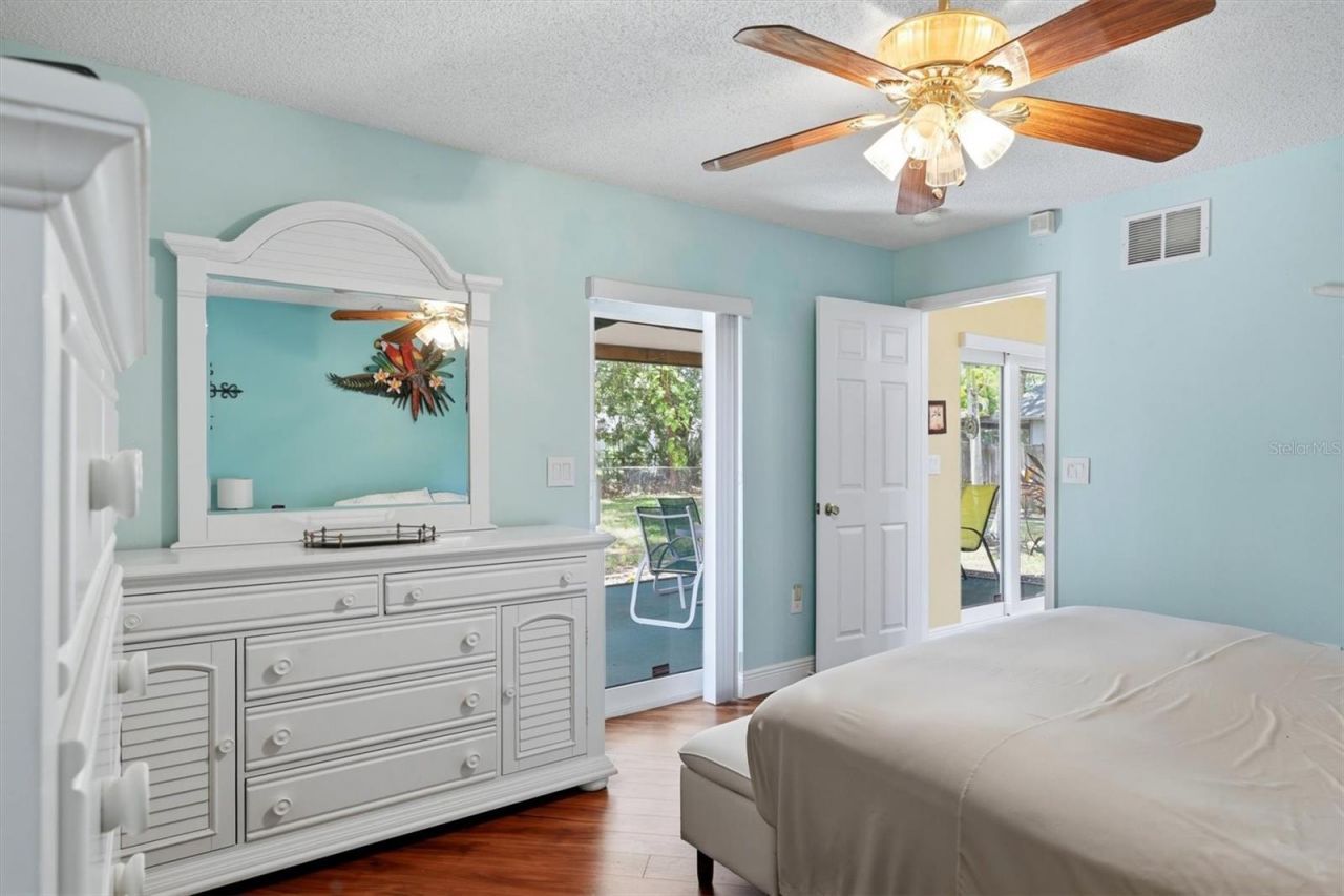 918 Ell Way, Sarasota, FL 34243 Photo