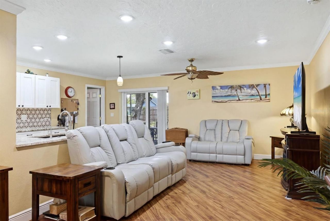 918 Ell Way, Sarasota, FL 34243 Photo