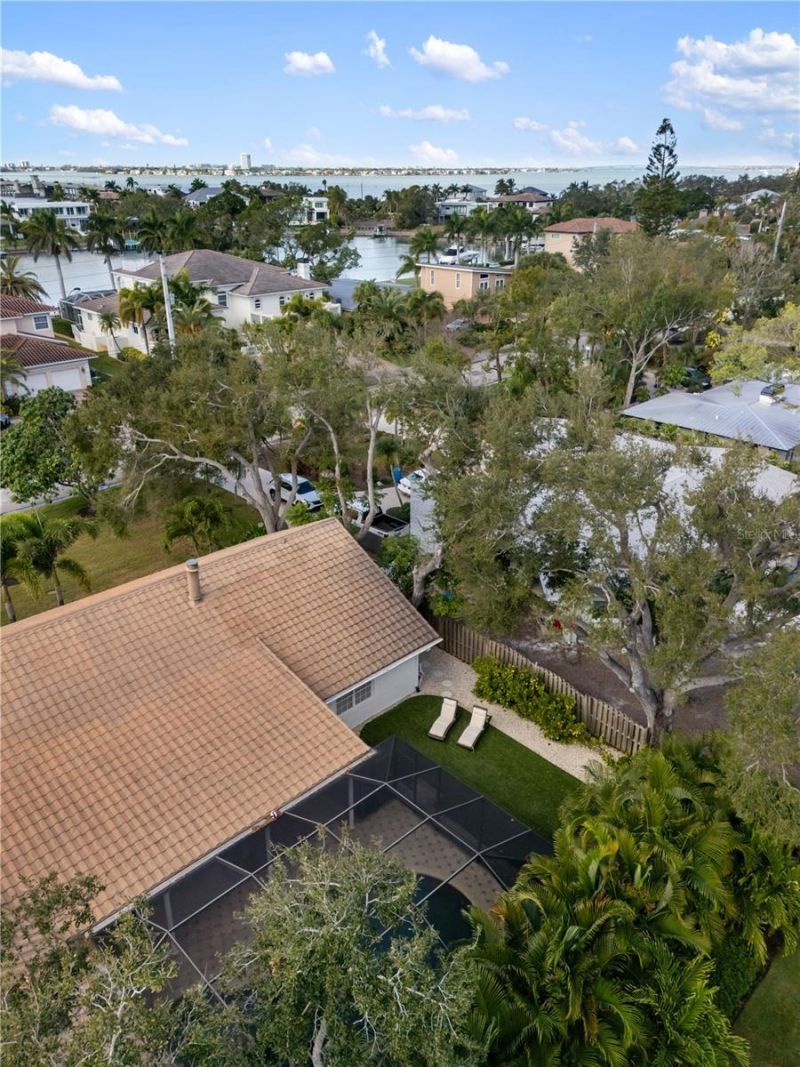 3727 Tangier Terrace, Sarasota, FL 34239 Photo