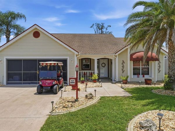 511 SAN LORENZO COURT , LADY LAKE, FL 32159