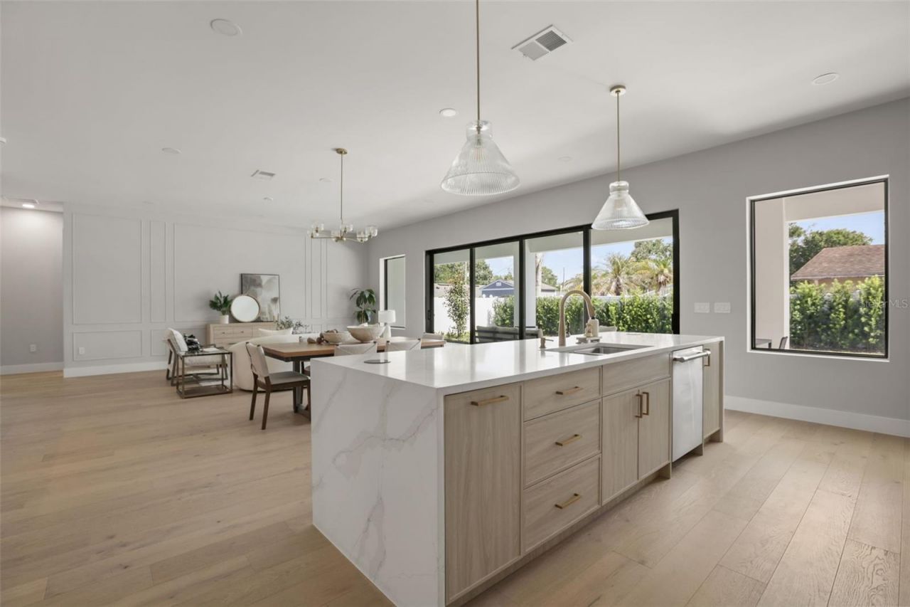 1326 W New Hampshire Street, Orlando, FL 32804 Photo