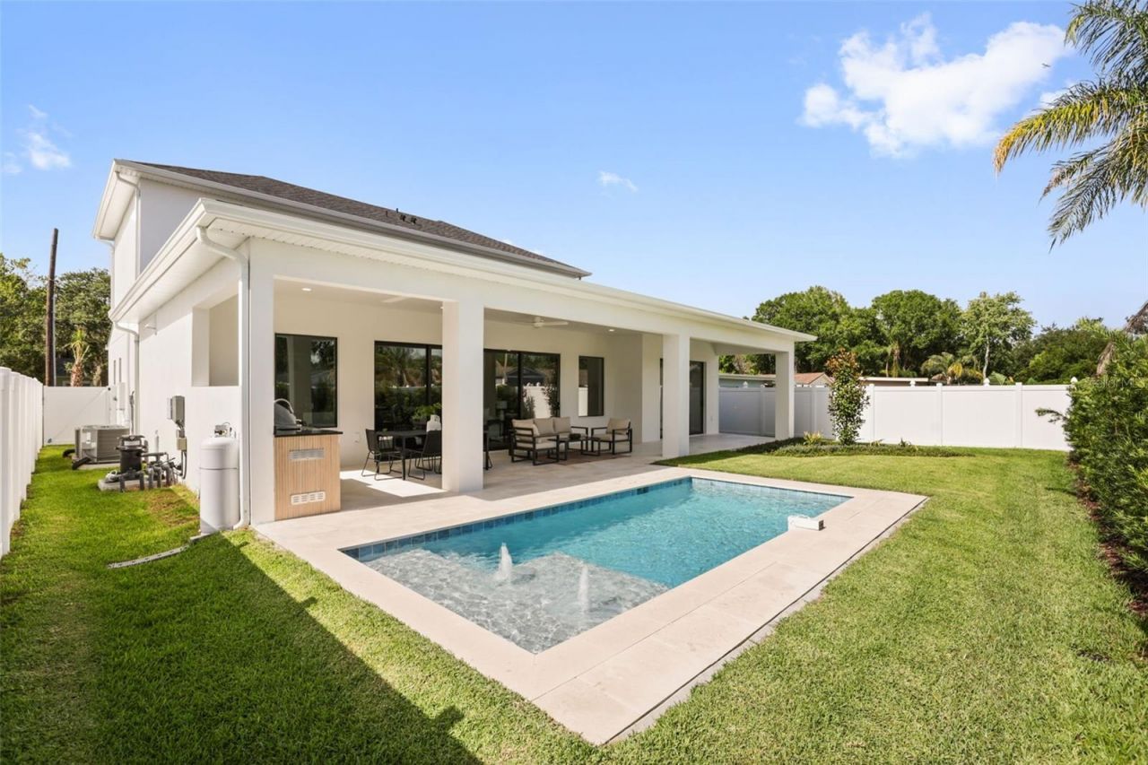 1326 W New Hampshire Street, Orlando, FL 32804 Photo