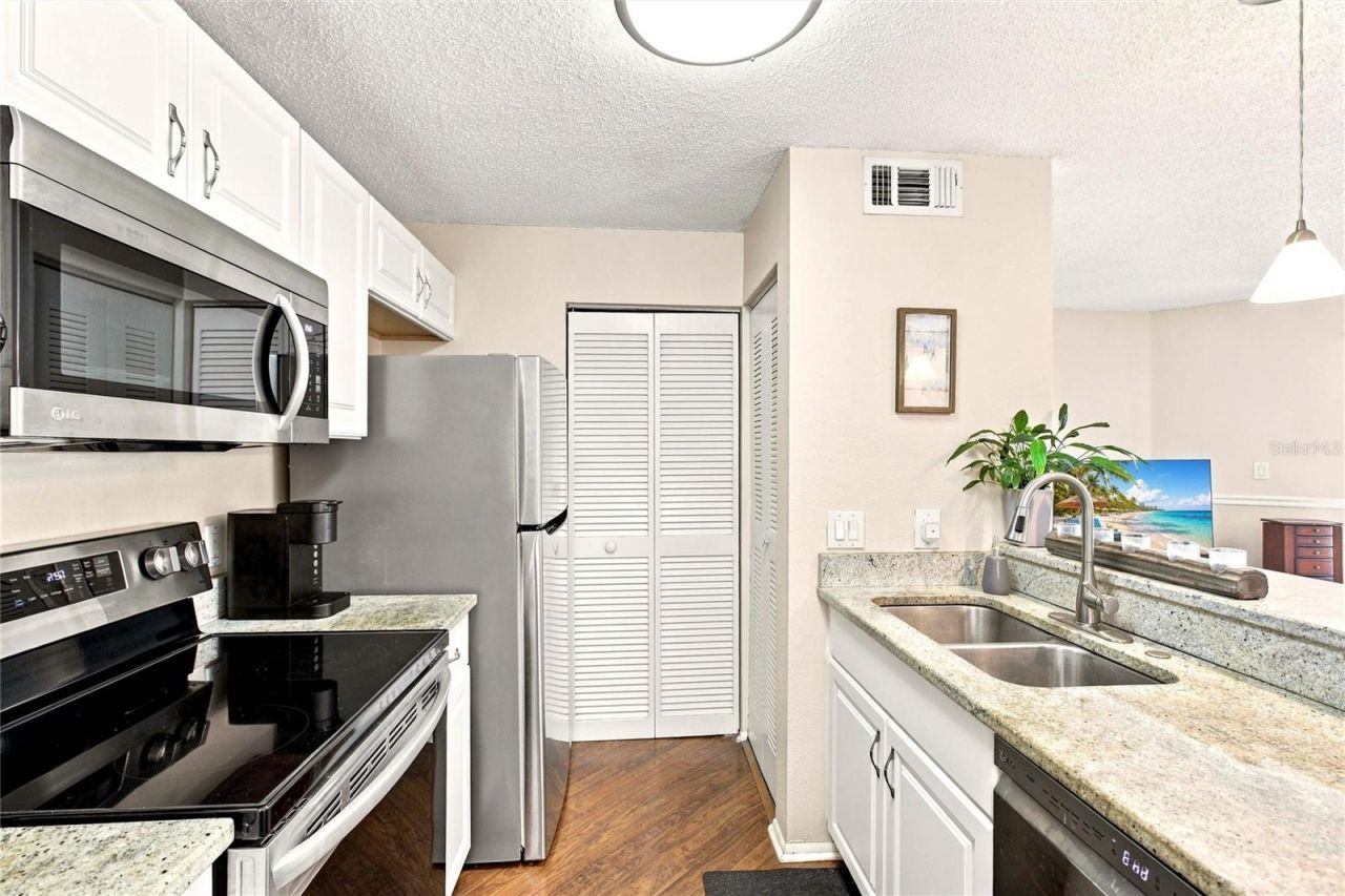 115 112th Avenue Ne, Unit 307, Saint Petersburg, FL 33716 Photo
